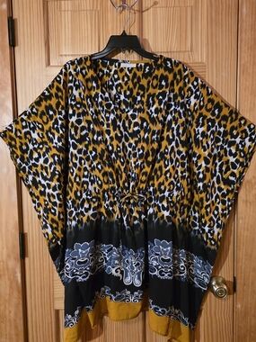 Bobbie Brooks Mustard and Black Leopard-Print Sleepwear Cover-Up